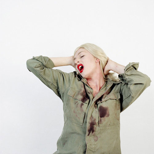 nienke klunder artist photography self portrait transition series