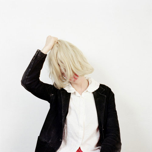 nienke klunder artist photography self portrait transition series