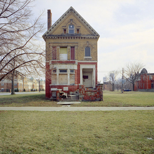 100 abandoned houses Detroit recession kevin bauman