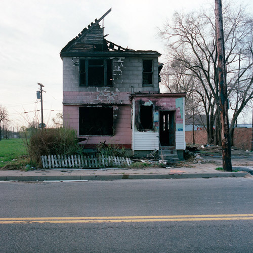 100 abandoned houses Detroit recession kevin bauman