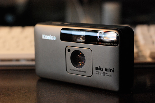 konica big mini camera 302 201