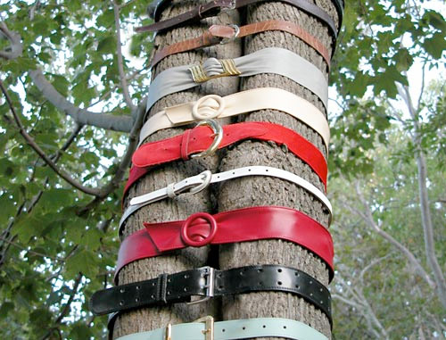derick melander sculptures second-hand clothing artist