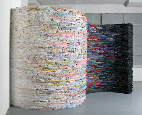 derick melander sculptures second-hand clothing artist