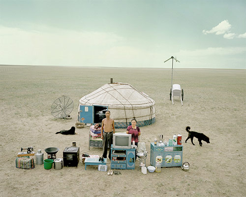 Family Stuff by photographers Huang Qingjun & Ma Hongjie