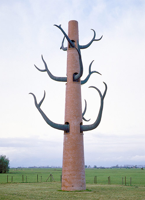 thom puckey tower artist sculpture