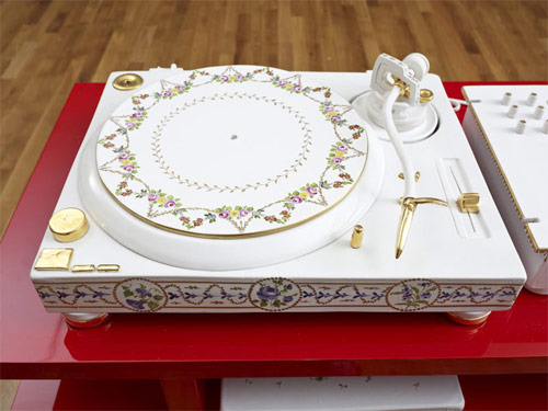 fabien clerc earthenware glazed turntables sculpture