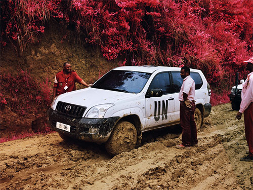 richard mosse photographer photography quick infrared film kodak aerochrome congo