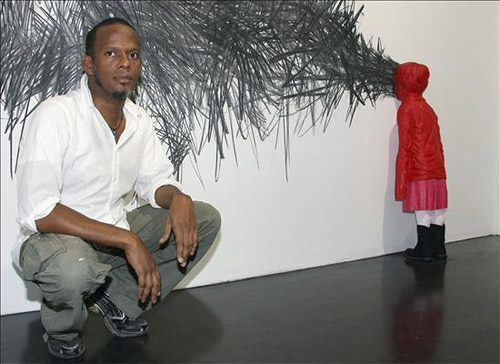 artist jorge pineda sculpture el bosque mentiras
