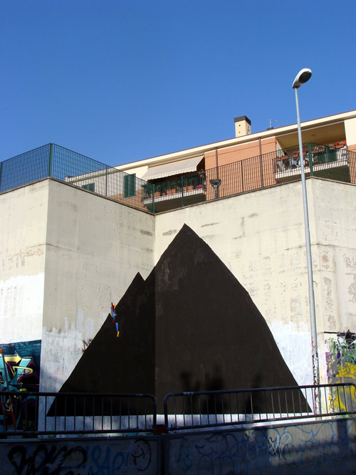 Italian street artist 108