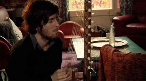Stranded Horse live performance takeaway show la blogtheque