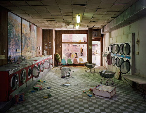 Dioramas by photographer Lori Nix
