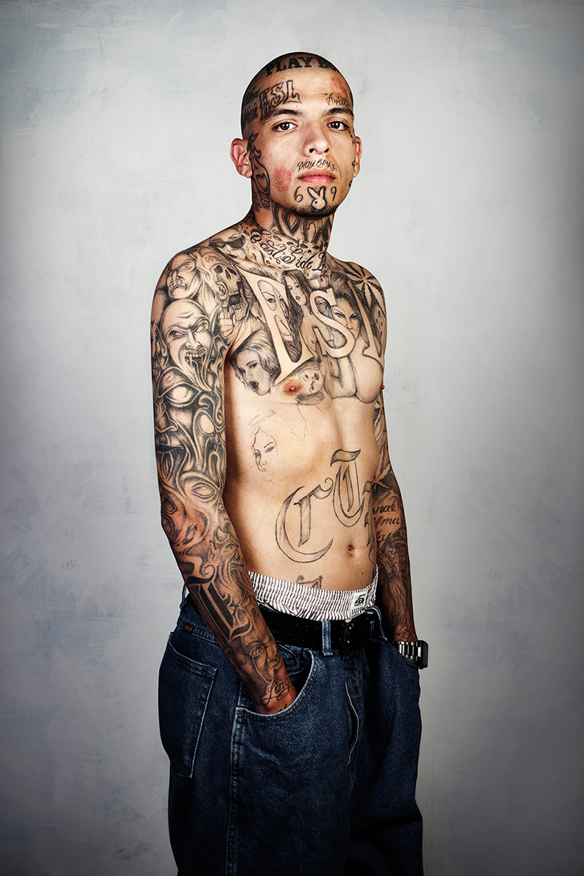 Gangs and Their Tattoos 本 Gangs and Their Tattoos: Identifying Gangbangers on the