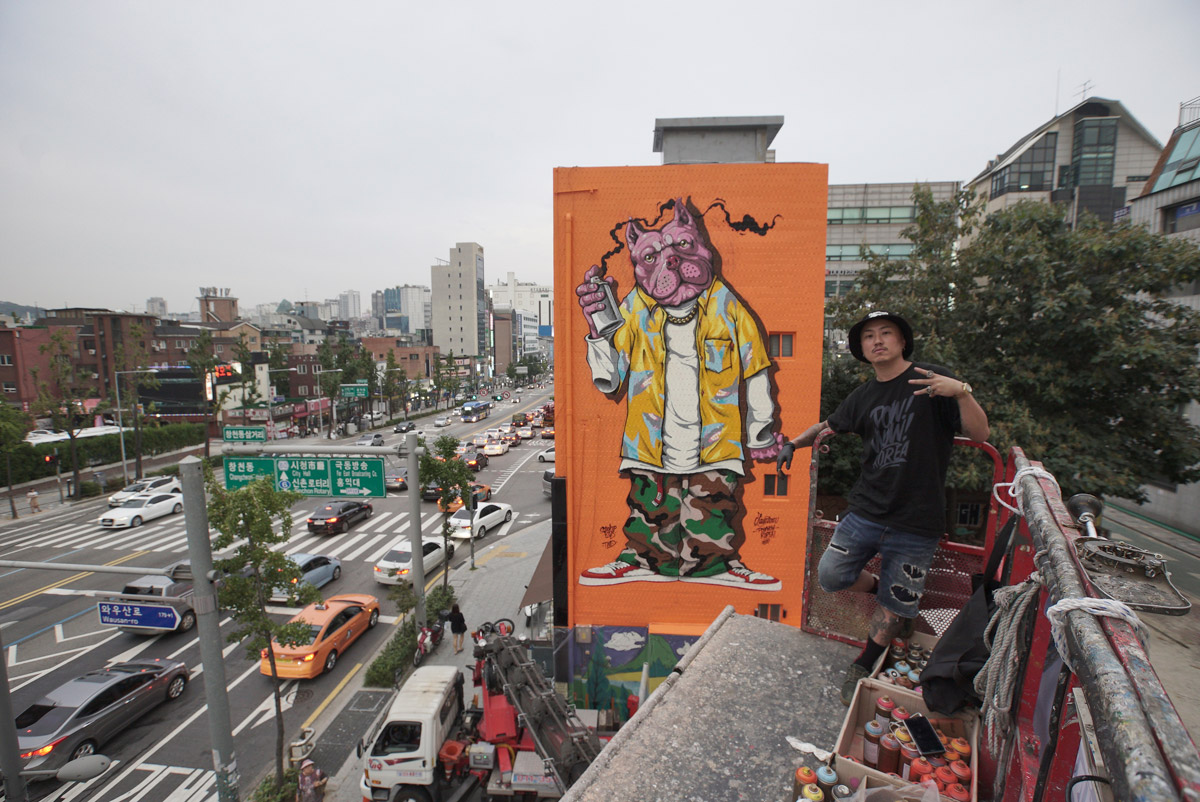 Mural by Jay Flow, photo by TJ Choe