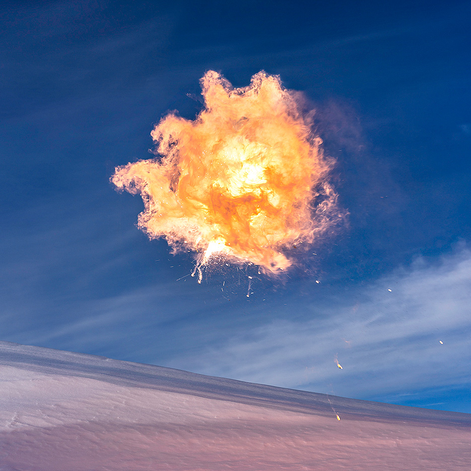 “Exploded Views” pelo Fotógrafo Kevin Cooley Artes & contextos EXPLODED VIEW SNOWSCAPE I 2