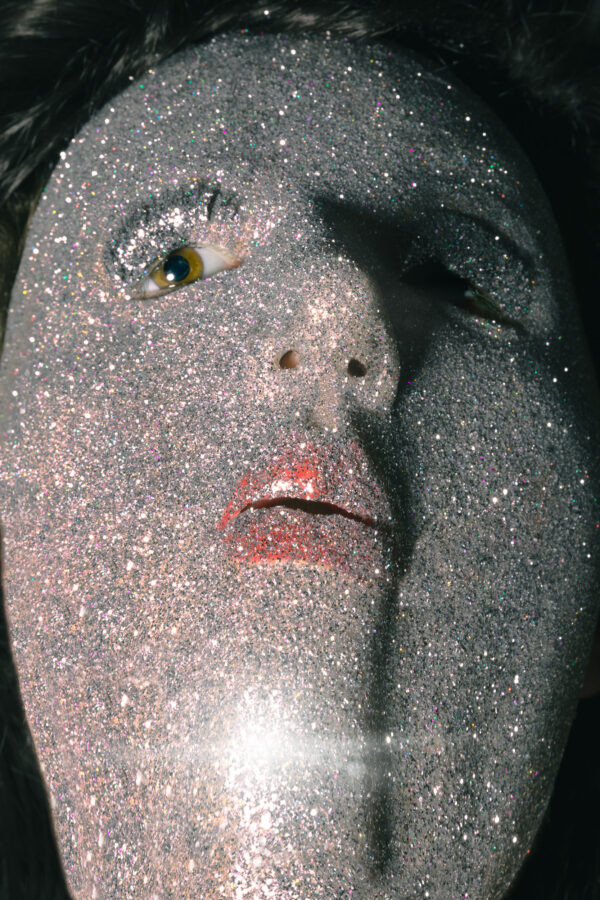  - Image 4 of 8