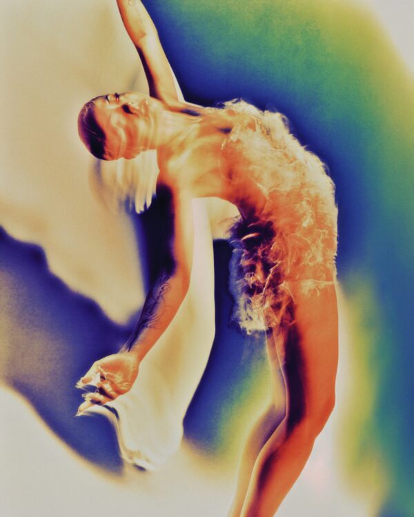  - Image 2 of 8