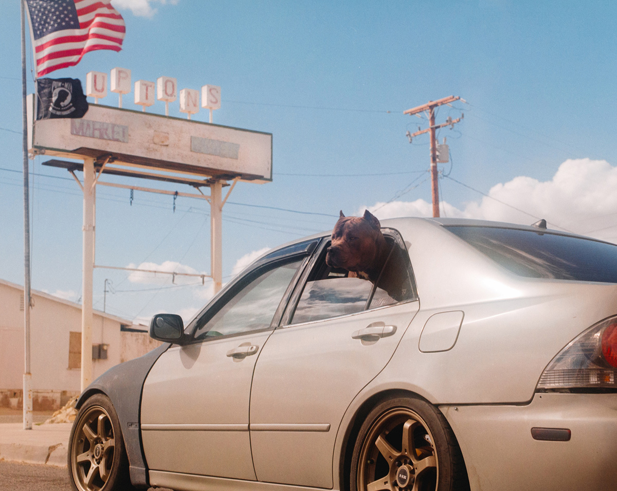 “Lonesome Town” oleh fotografer Carly Rene Hough