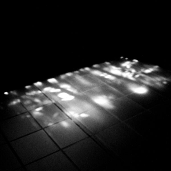  - Image 3 of 8