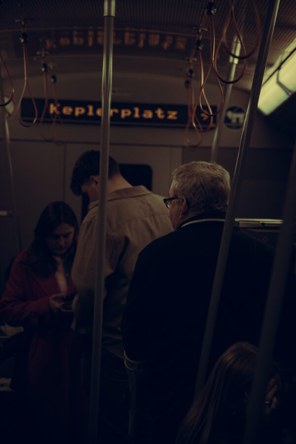  - Image 3 of 6