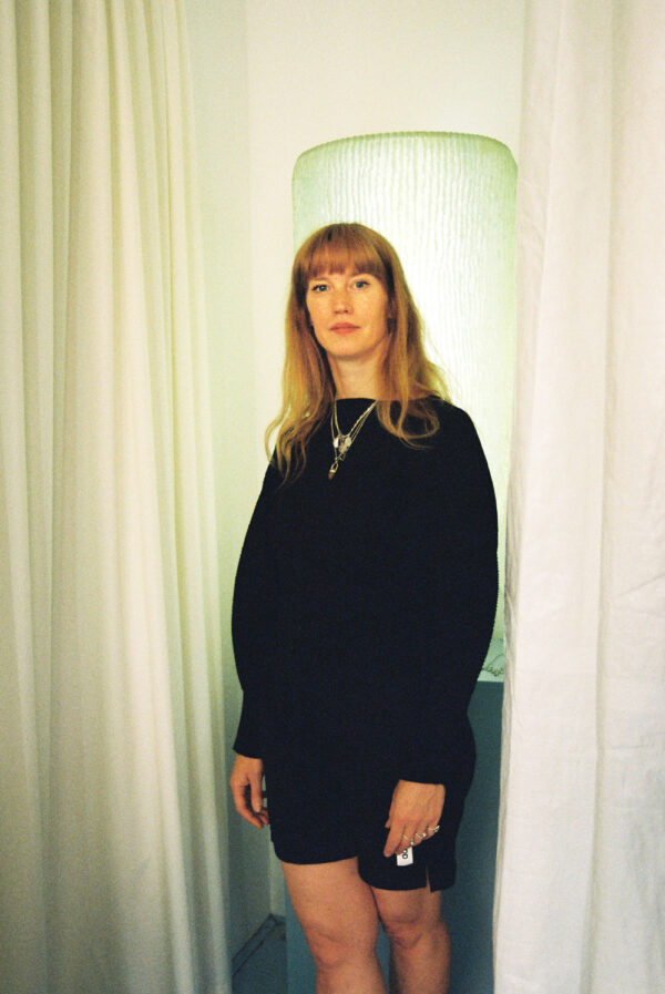  - Image 4 of 8