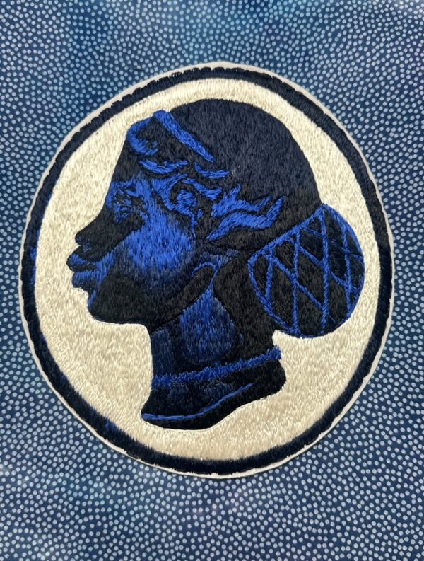  - Image 3 of 8