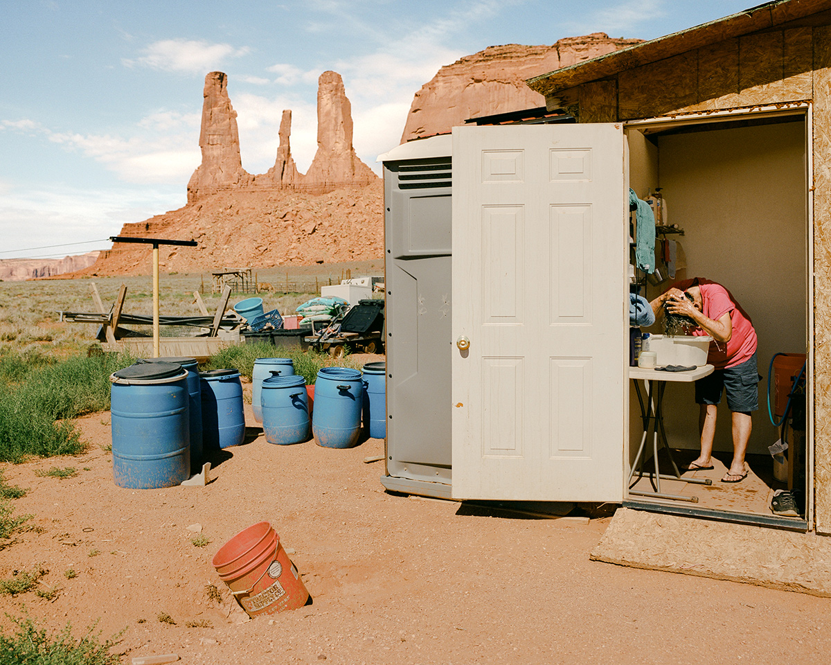 «مسألة التوازن»
تصوير: إليوت روس