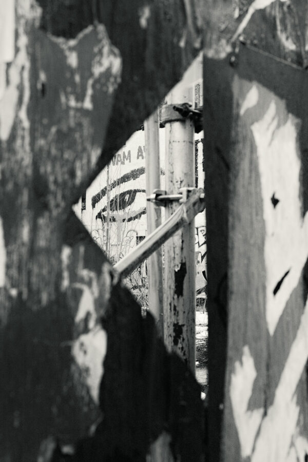  - Image 2 of 8