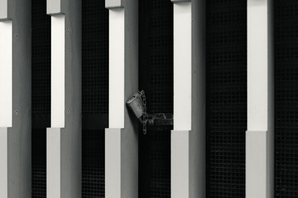  - Image 3 of 8