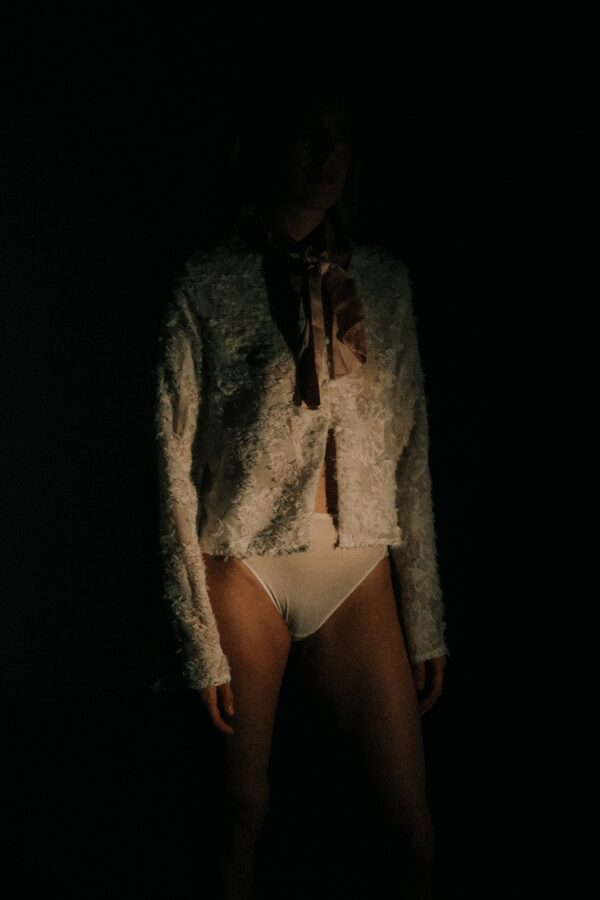  - Image 5 of 8