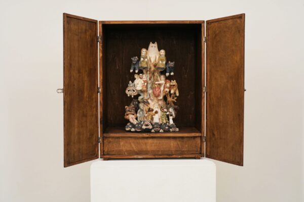  - Image 4 of 4