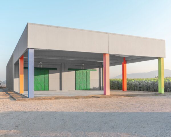  - Image 1 of 8