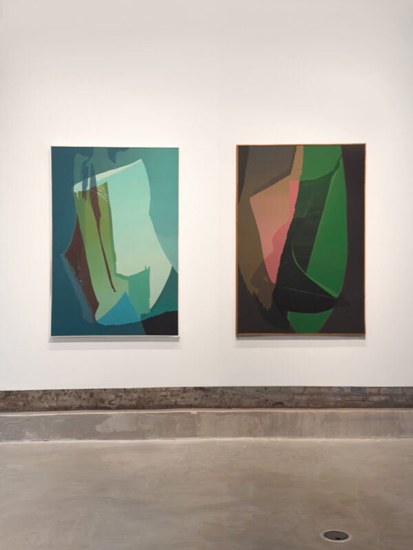  - Image 1 of 8
