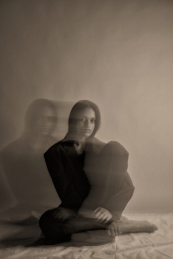  - Image 2 of 4