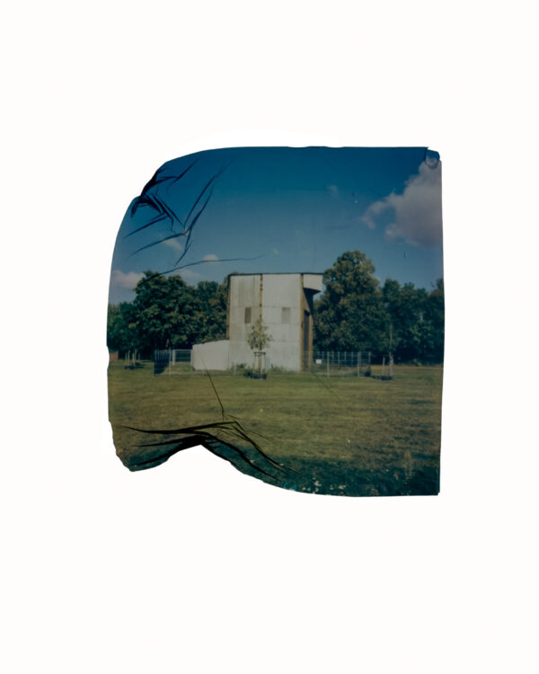  - Image 6 of 8