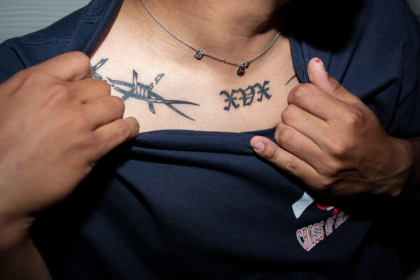  - Image 6 of 8