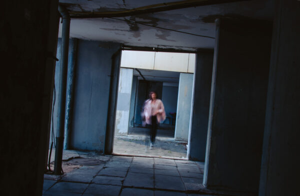  - Image 3 of 8