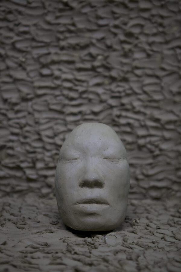 - Image 3 of 8