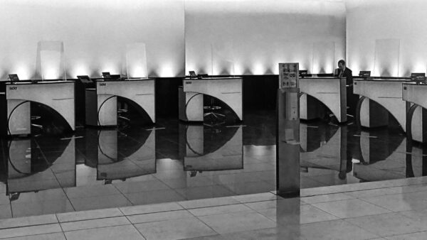  - Image 3 of 8