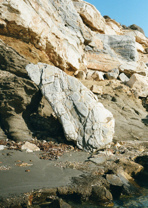  - Image 1 of 7