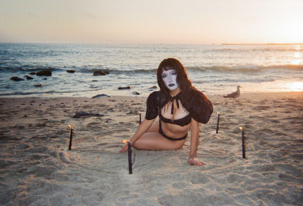  - Image 2 of 8