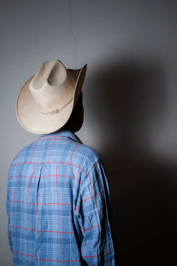  - Image 1 of 8