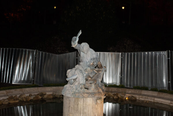  - Image 2 of 8