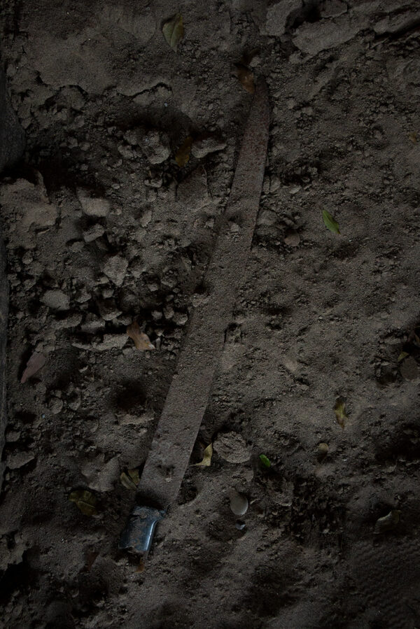  - Image 2 of 8