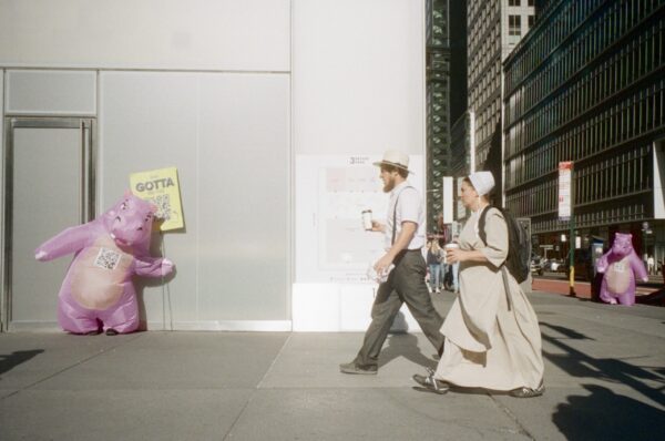  - Image 2 of 8