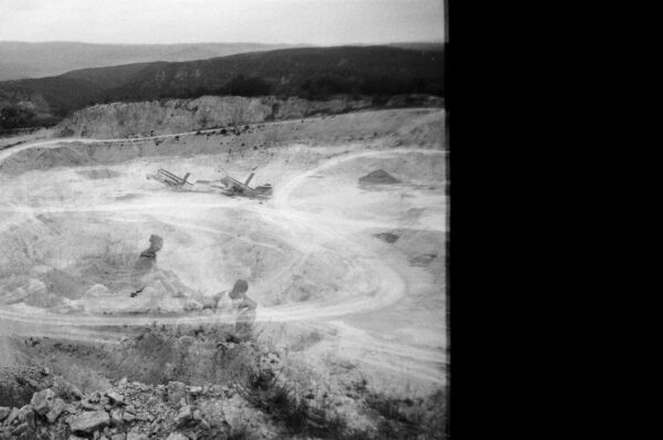  - Image 7 of 8