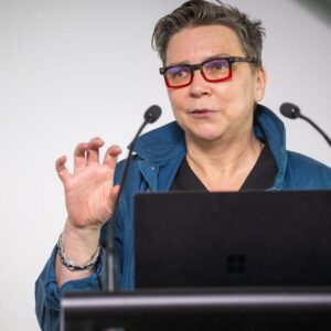 Alison Bennett