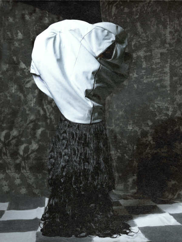  - Image 4 of 8