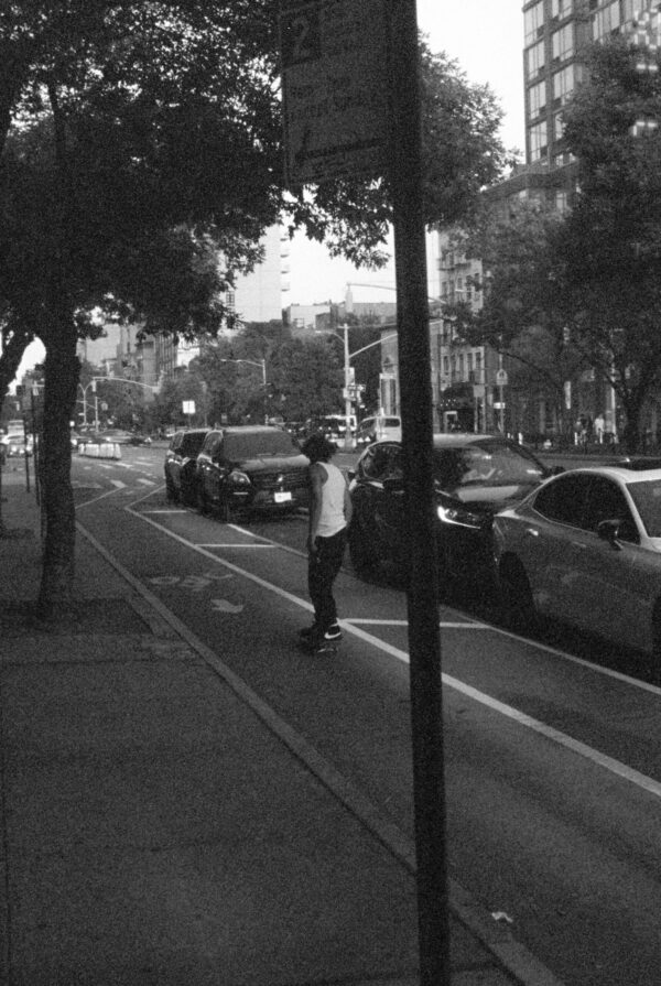  - Image 4 of 8