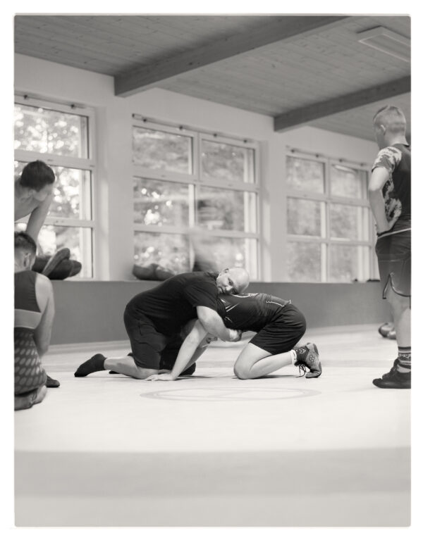 - Image 6 of 8