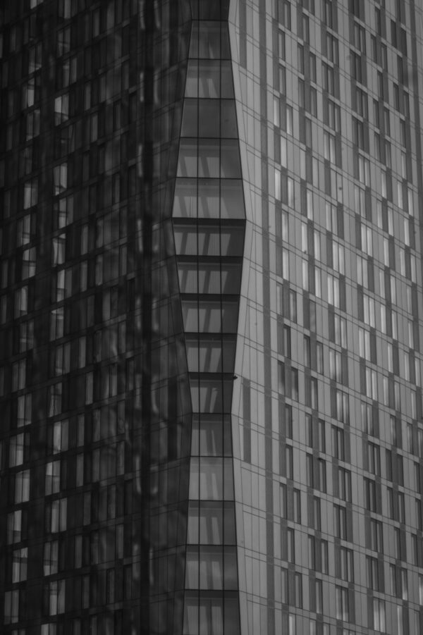  - Image 5 of 5